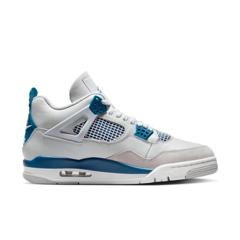 Jordan 4 Retro
"Military Blue"